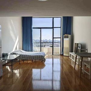 One-bedroom Loft Apartment